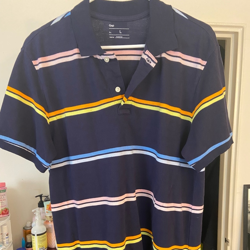 Gap navy blue short sleeve polo. Size Large